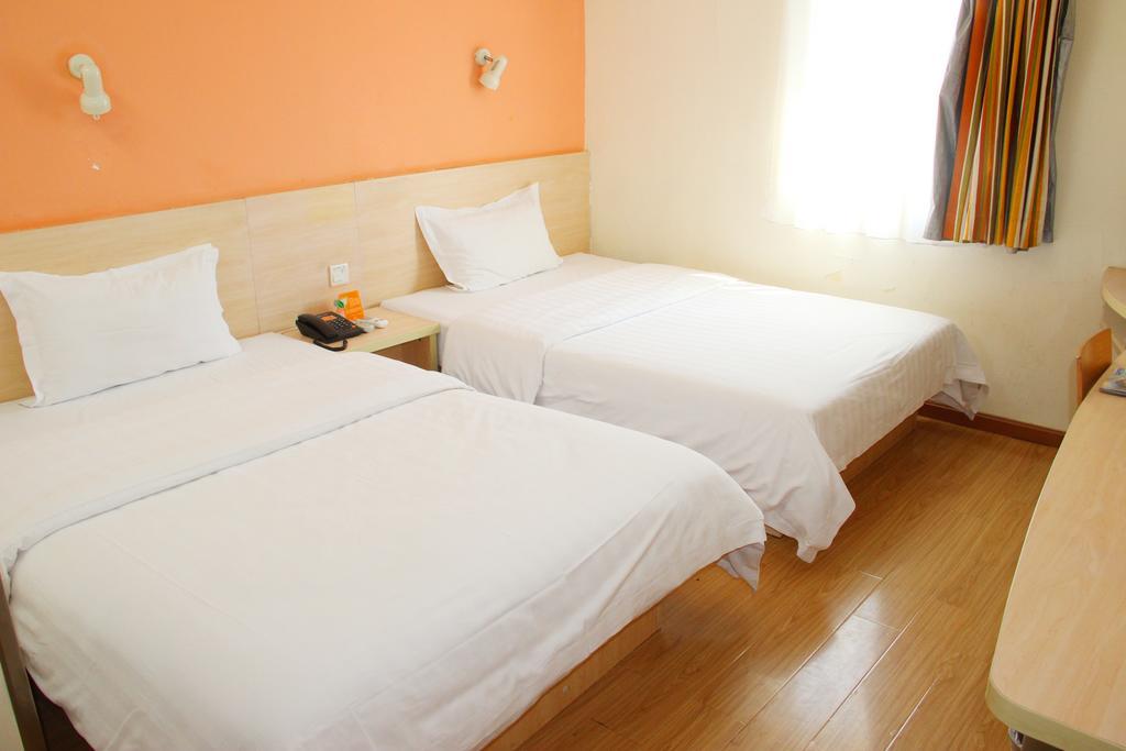 7Days Inn Guangzhou New Tianhe Park ภายนอก รูปภาพ