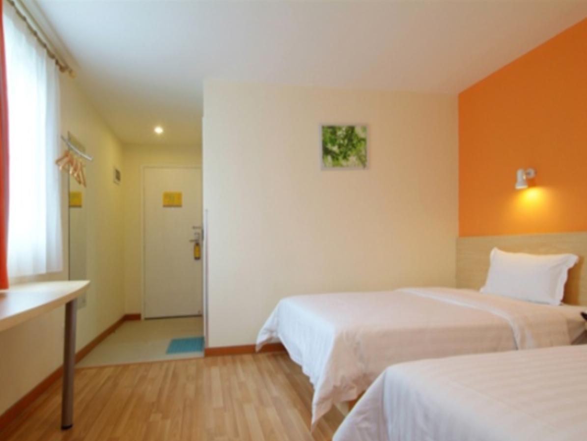 7Days Inn Guangzhou New Tianhe Park ภายนอก รูปภาพ